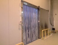 Низкотемпературная откатная двери Ирбис из нержавеющей пищевой стали AISI 304